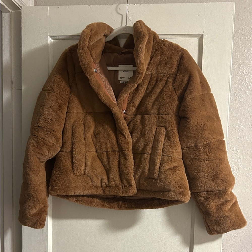Cozy Cropped Faux Fur Jacket - Caramel Brown
